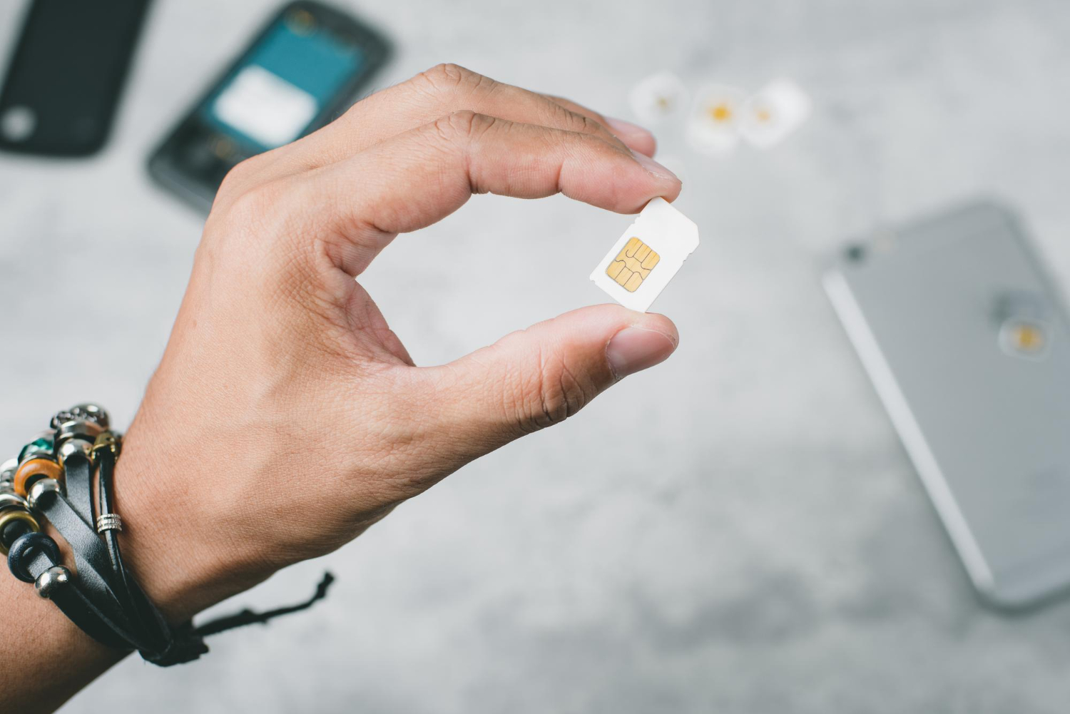 Choisir une eSIM Ă la place d'une carte SIM