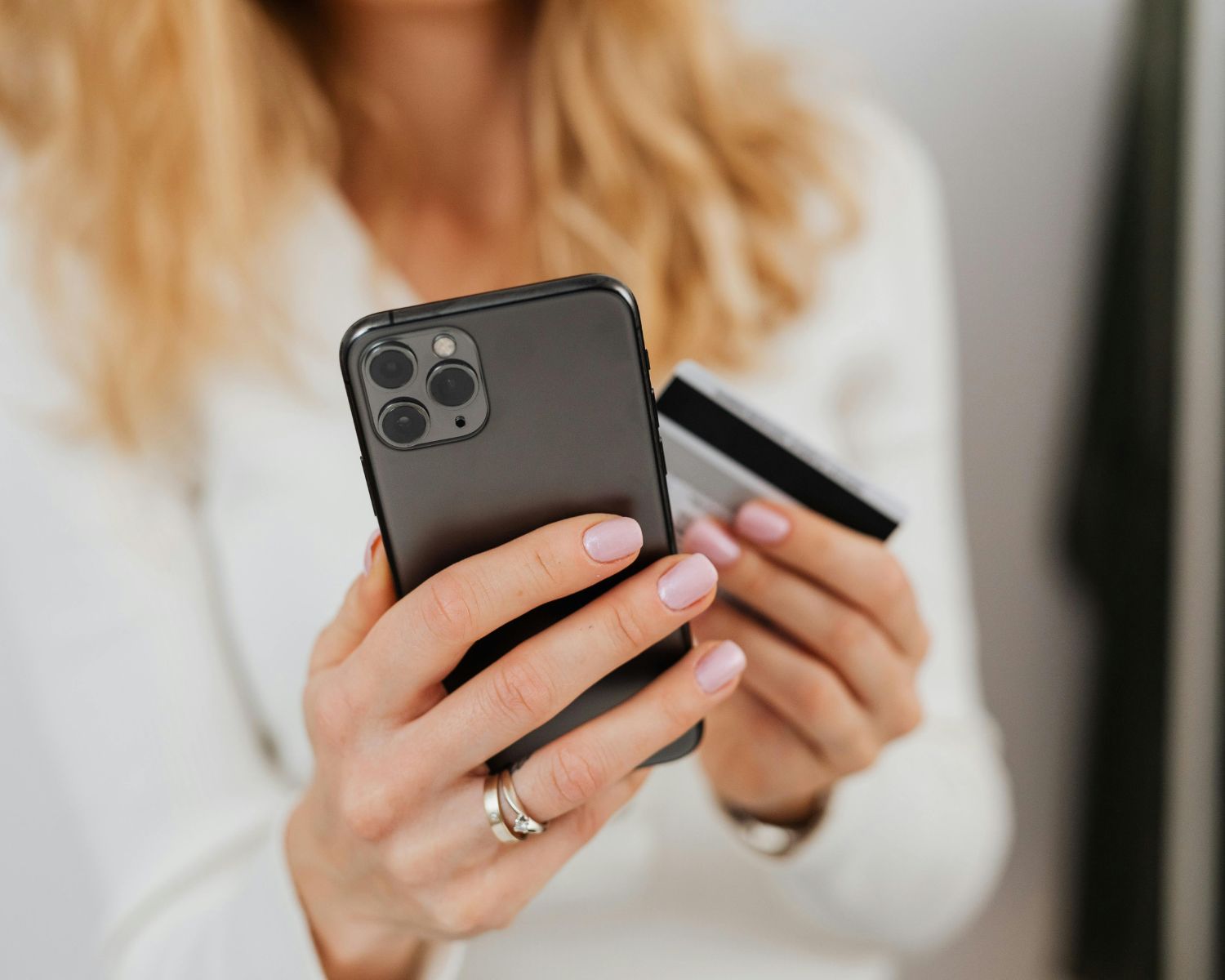 Esim : le guide ultime pour profiter de cette technologie sur votre iPhone