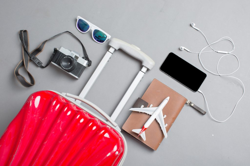 Vostra vous guide pour préparer vos bagages indispensables en Europe. Profitez de votre voyage avec une connexion eSIM fiable et explorez le continent l'esprit tranquille. Préparez-vous efficacement.